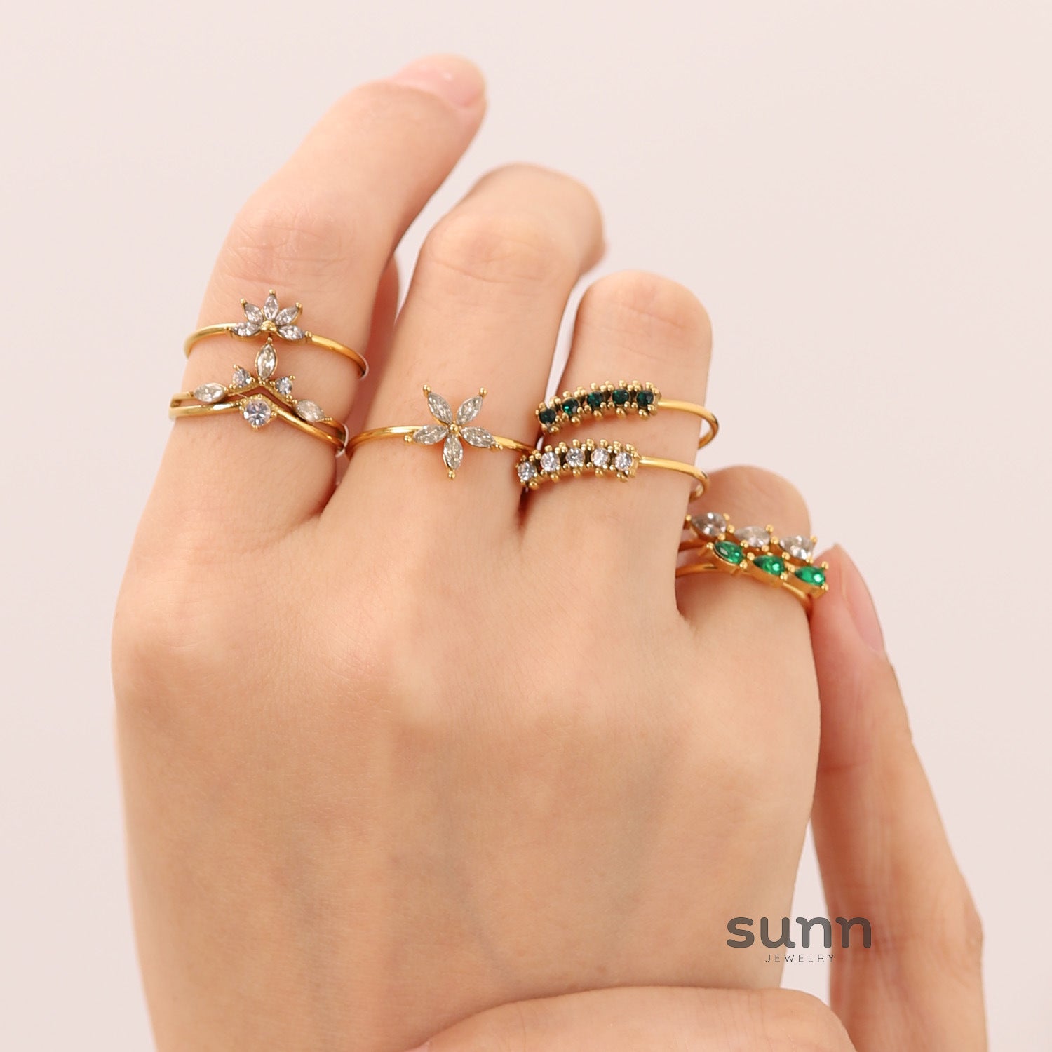 Corie Irregular Open Crystal Ring [RZ9YXG3S]