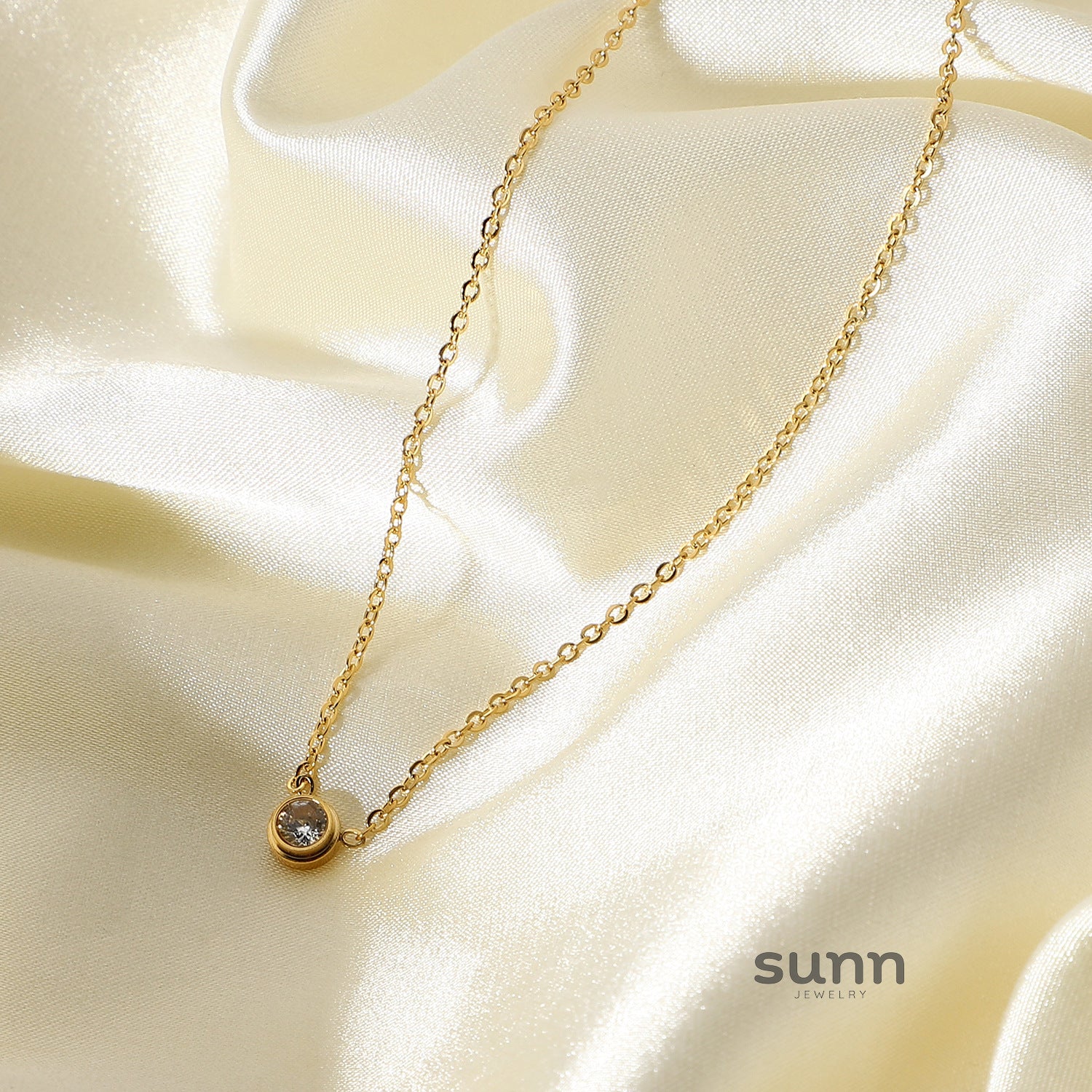 Courtlyn Dainty Zircon Necklace [VNWD5U4A]