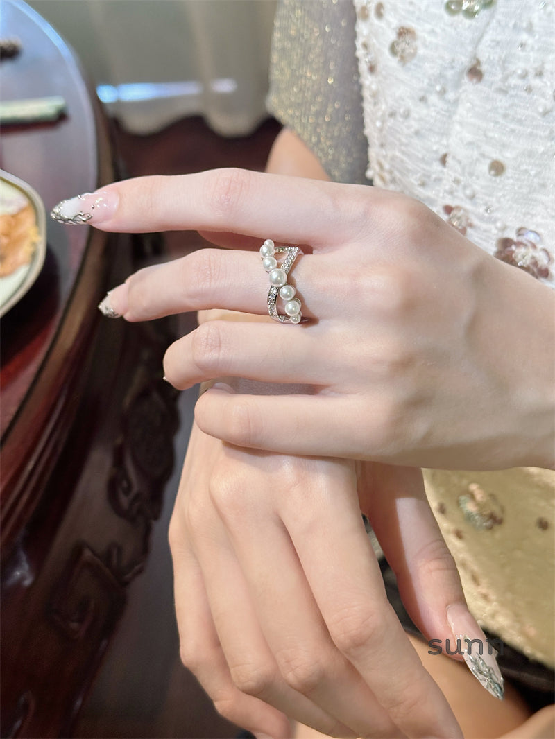 Courtlyn Open Pearl Cross Ring [OARG1X9Y]