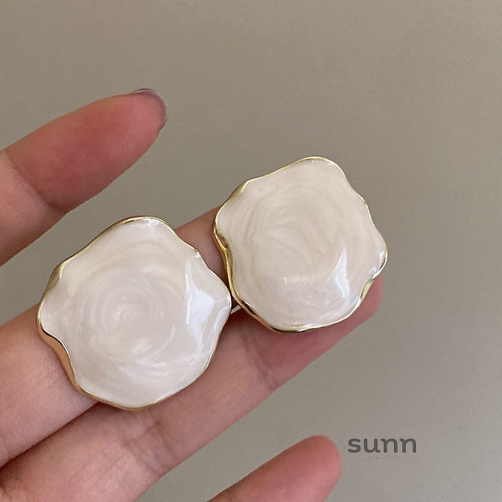 Courtney Asymmetric Glaze Earrings [XAGKB11M]