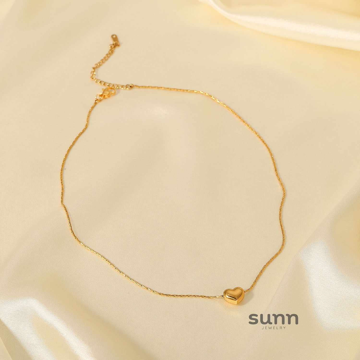 Courtney Heart Pendant Necklace [3V0HANYZ]