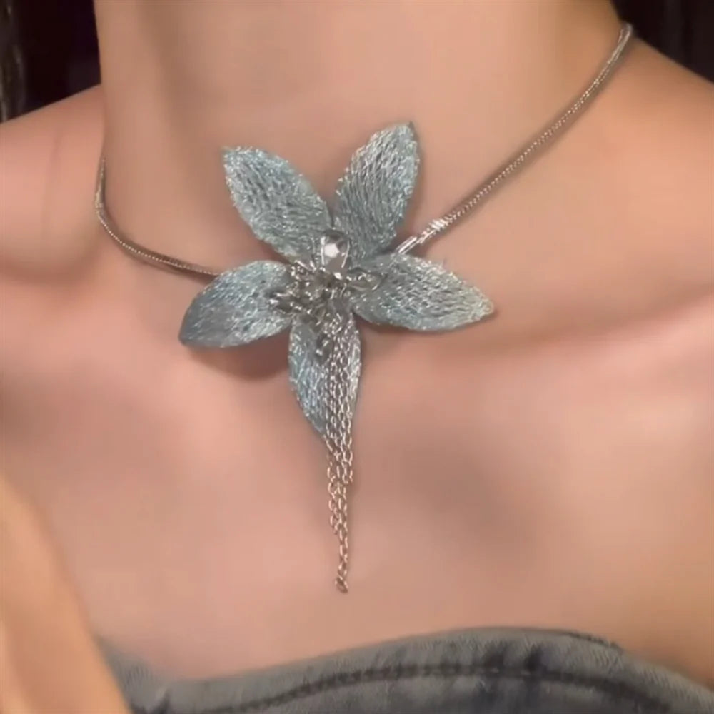 Courtney Shimmer Bloom Necklace
