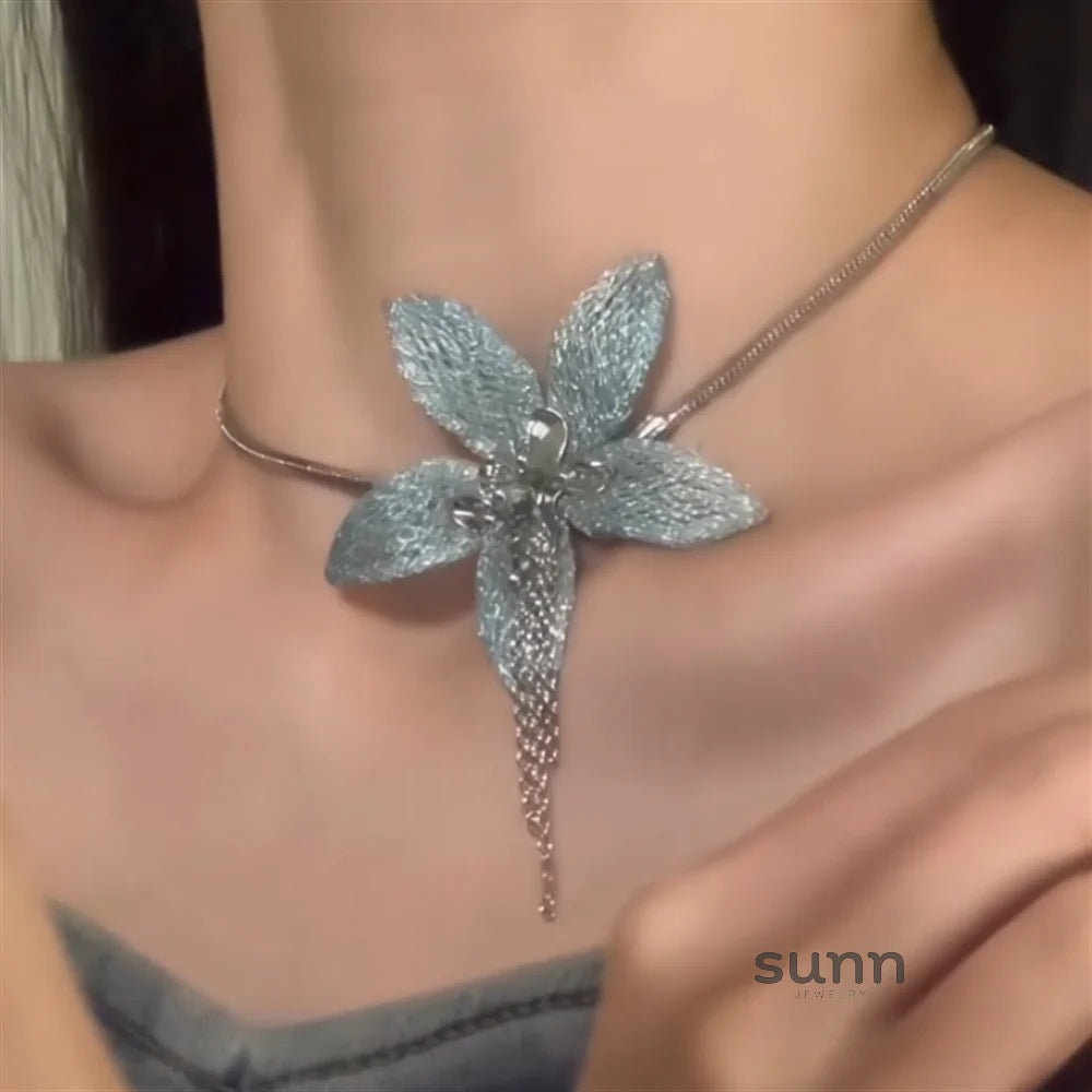 Courtney Shimmer Bloom Necklace
