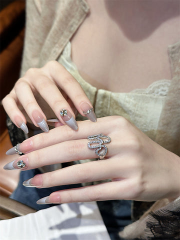 Cree Asymmetrical Zircon Ring [9RURTZJB]