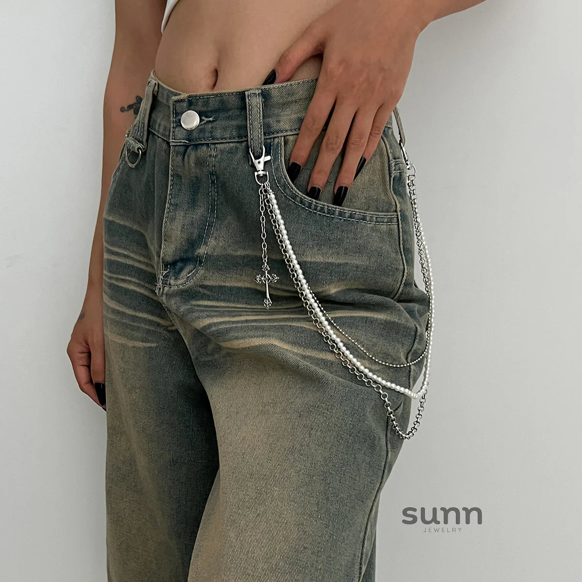 Cyra Layered Pearl Waist Chain
