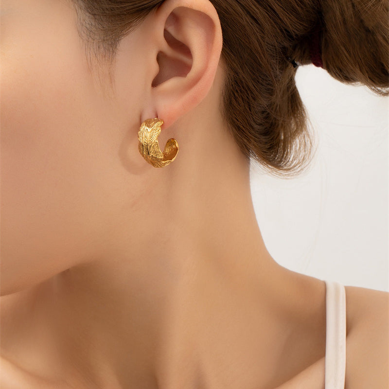 Daelyn Sculptural Titanium Earrings [AUTN8L80]