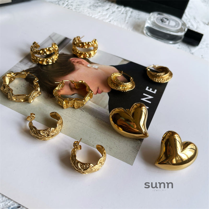 Daelyn Sculptural Titanium Earrings [96TZLNT3]