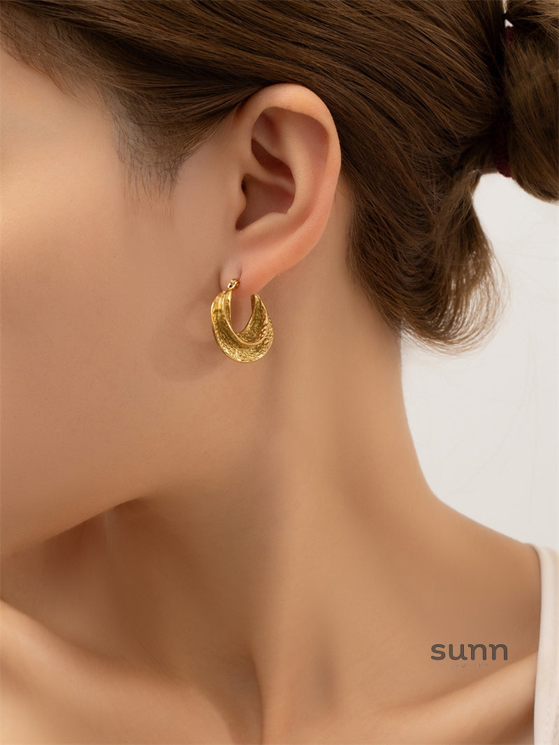 Daelyn Sculptural Titanium Earrings [YRR06BF1]