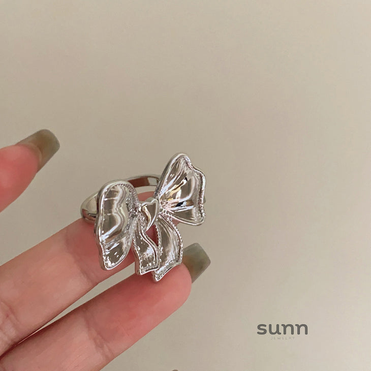 Daiana French Bow Ring [5I9VNULR]