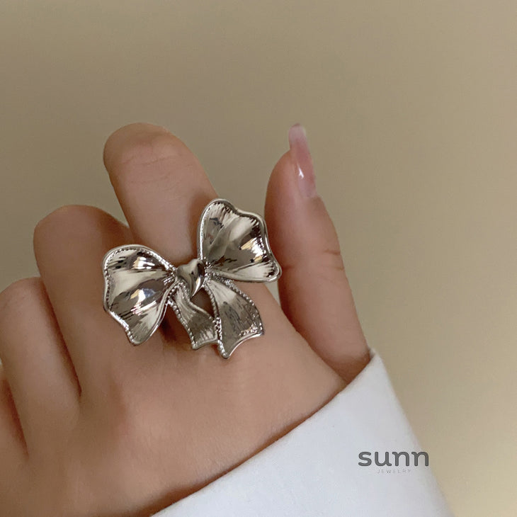 Daiana French Bow Ring [XQLF66HW]