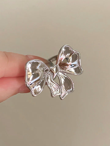 Daiana French Bow Ring [N0L5Z4JQ]