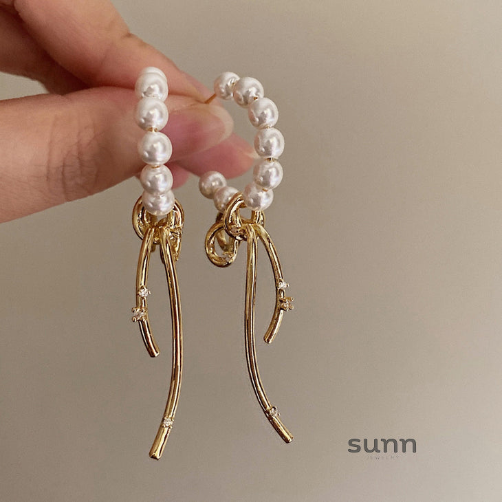 Daila Bow Pearl Earrings [GZR0O6Y3]