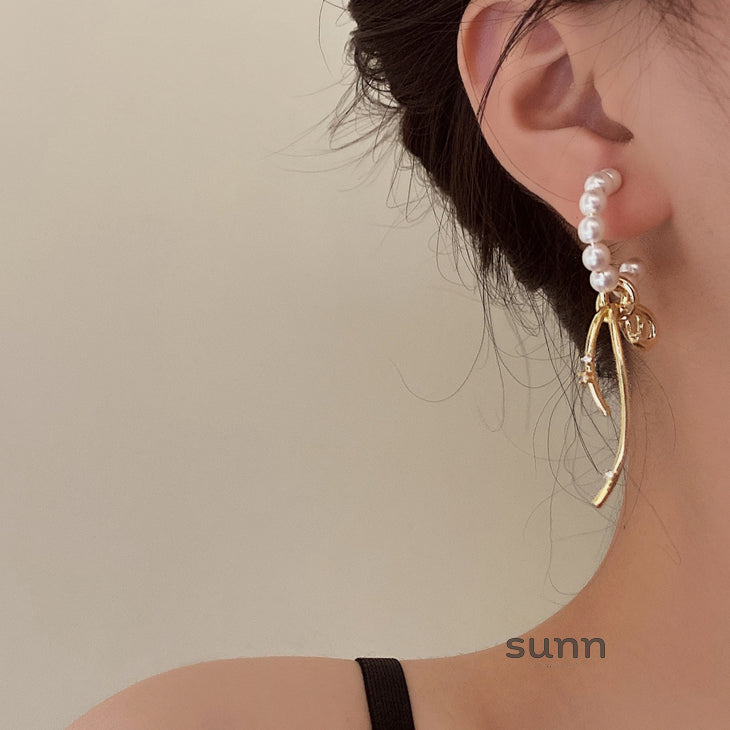 Daila Bow Pearl Earrings [VZZ7G42W]