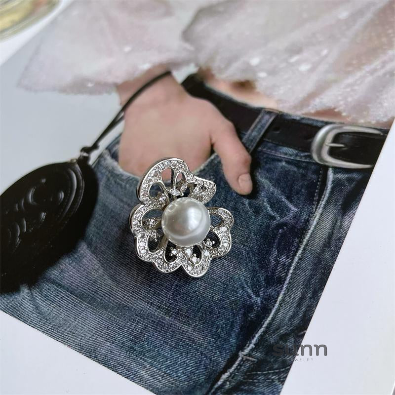 Daila Flower Pearl Open Ring [P36RCYEW]