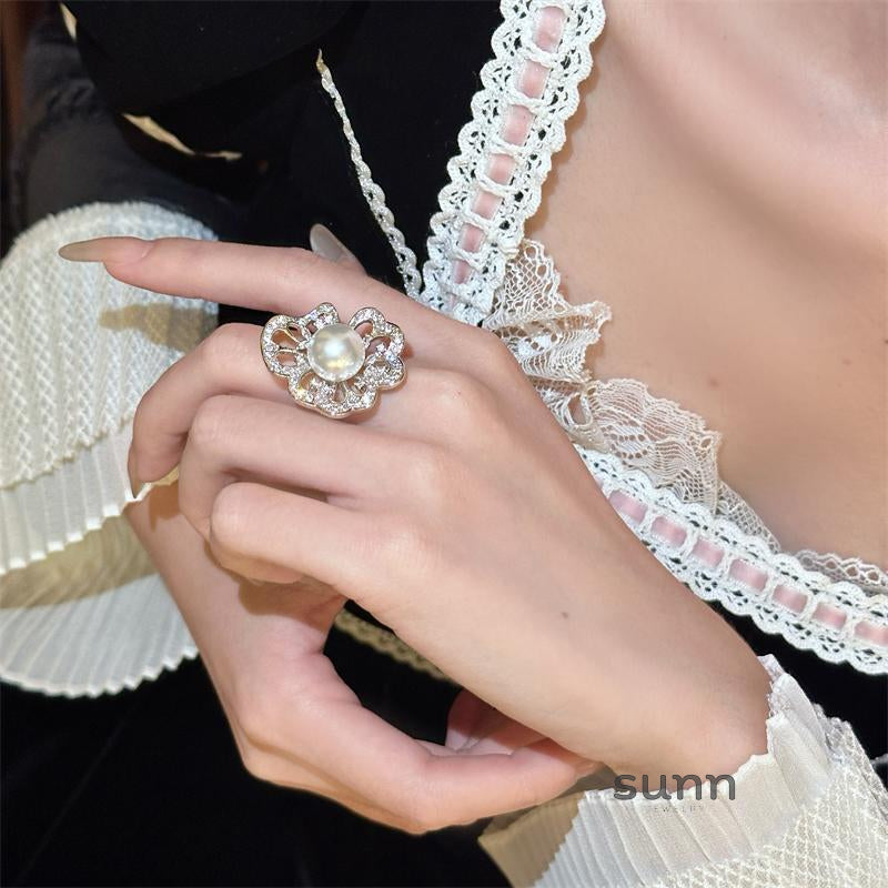 Daila Flower Pearl Open Ring [OIP08OCG]