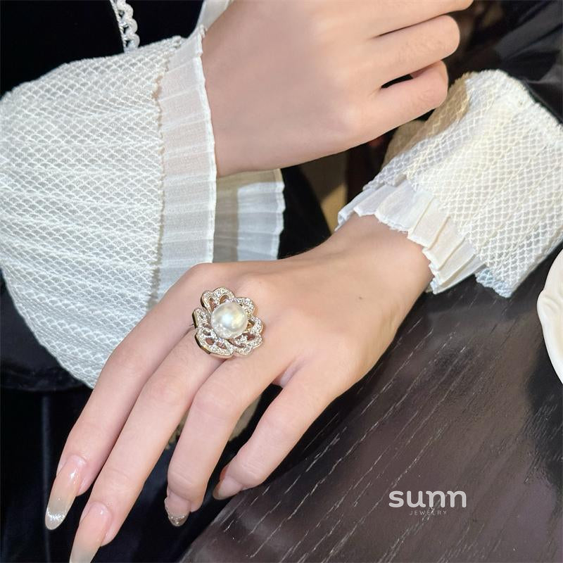 Daila Flower Pearl Open Ring [0CQVS2DF]