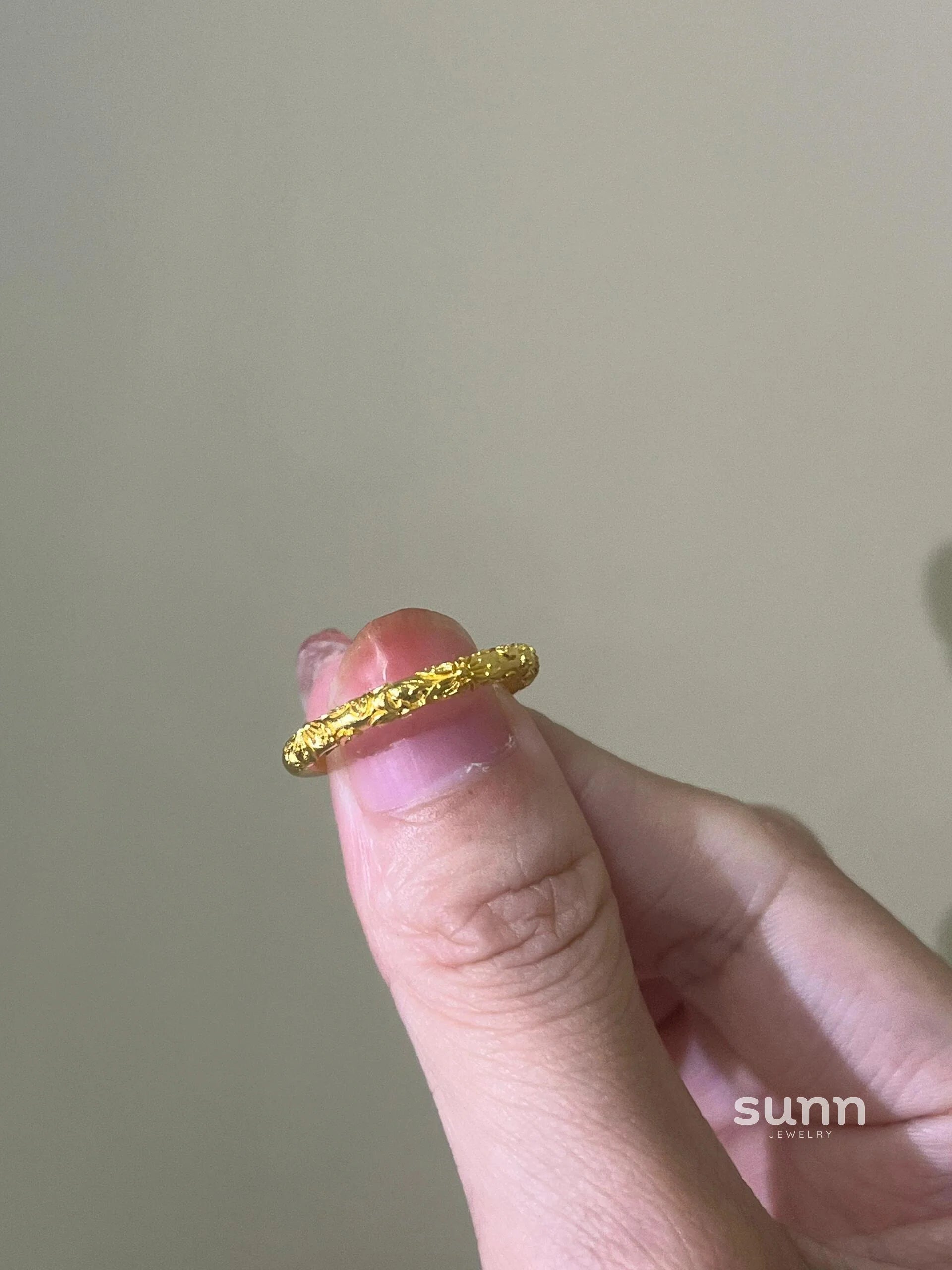 Dailyn Embossed Celestial Ring