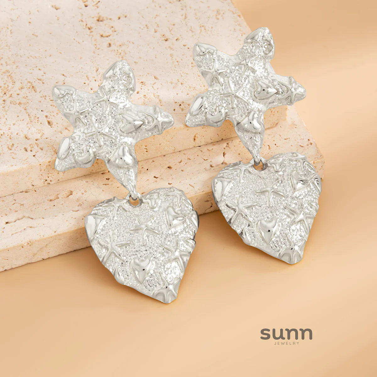 Dakoda Textured Starfish Heart Studs