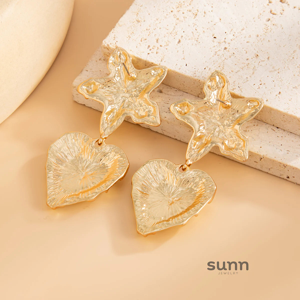 Dakoda Textured Starfish Heart Studs