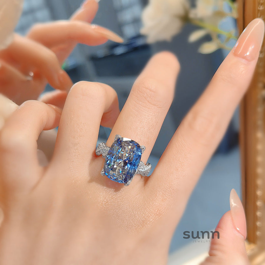 Dakota Halo Rectangular Ring [JRJIHA1R]