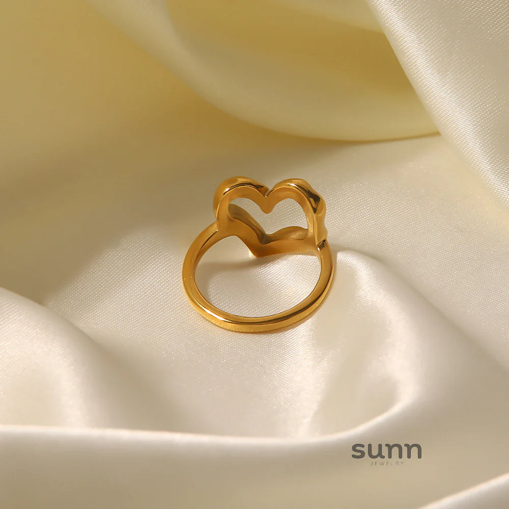Dakotah Hammered Heart Ring
