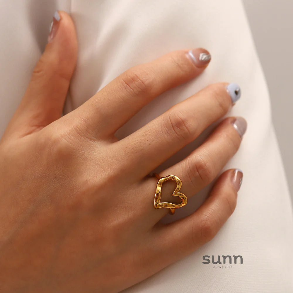 Dakotah Hammered Heart Ring