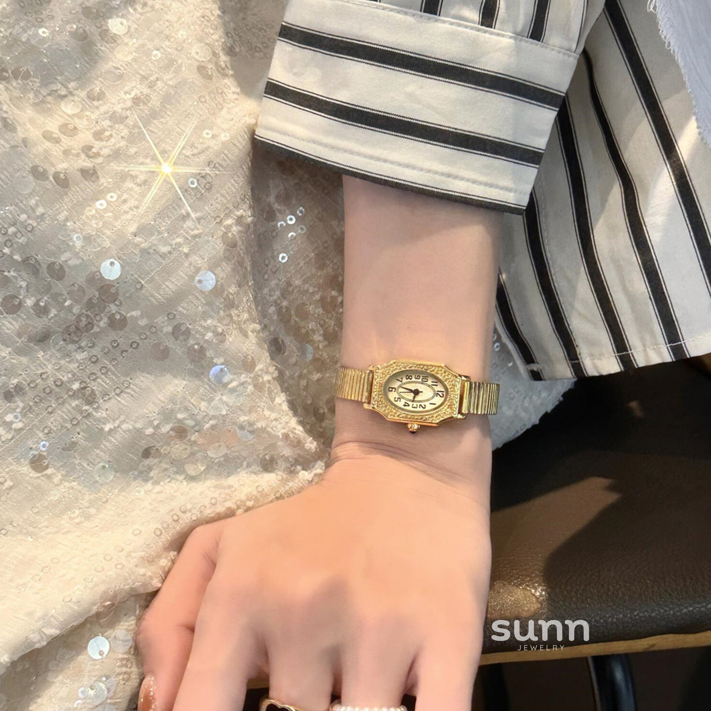 Dalila Retro Bracelet Watch [6TRZJ6W4]