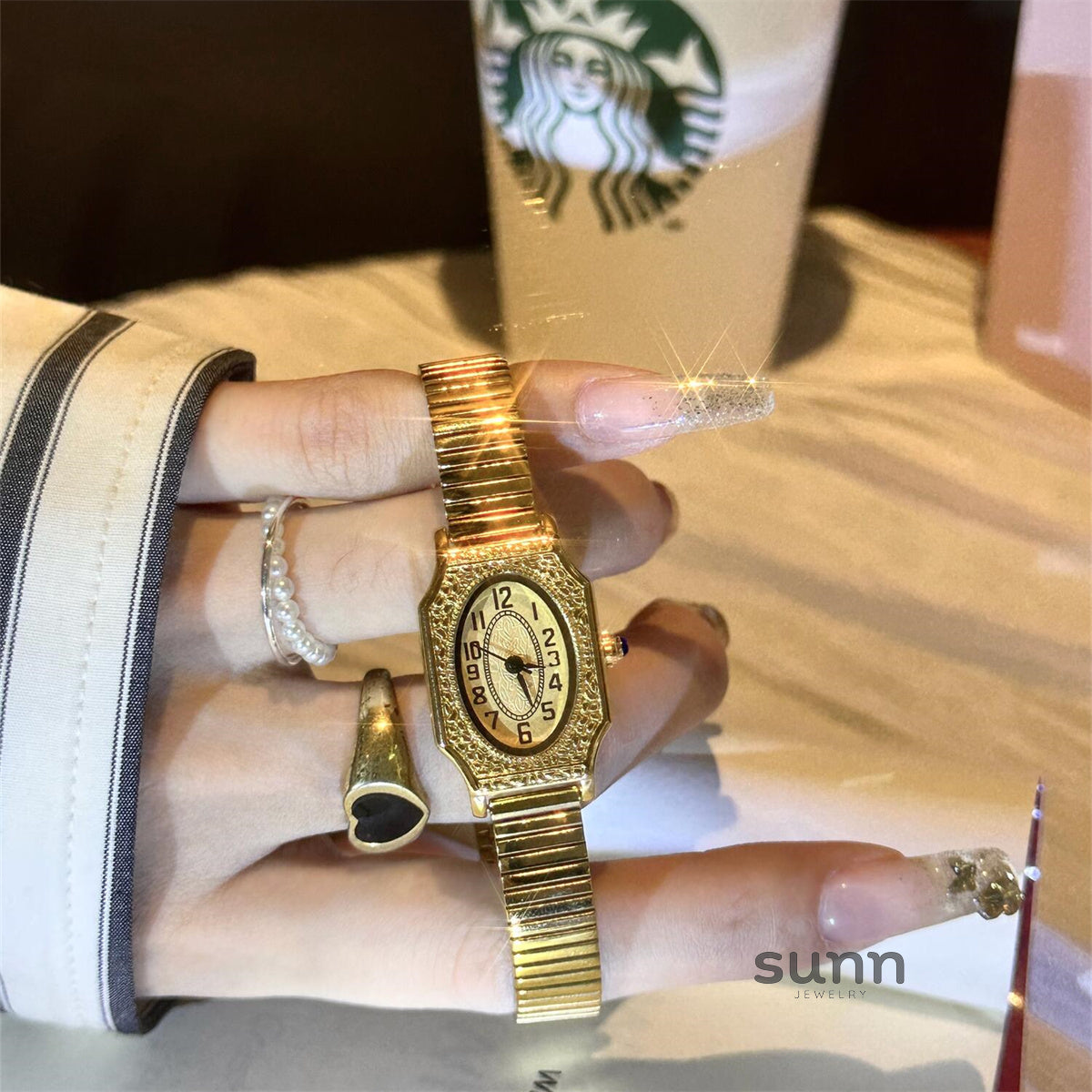 Dalila Retro Bracelet Watch [4X0EZDOS]