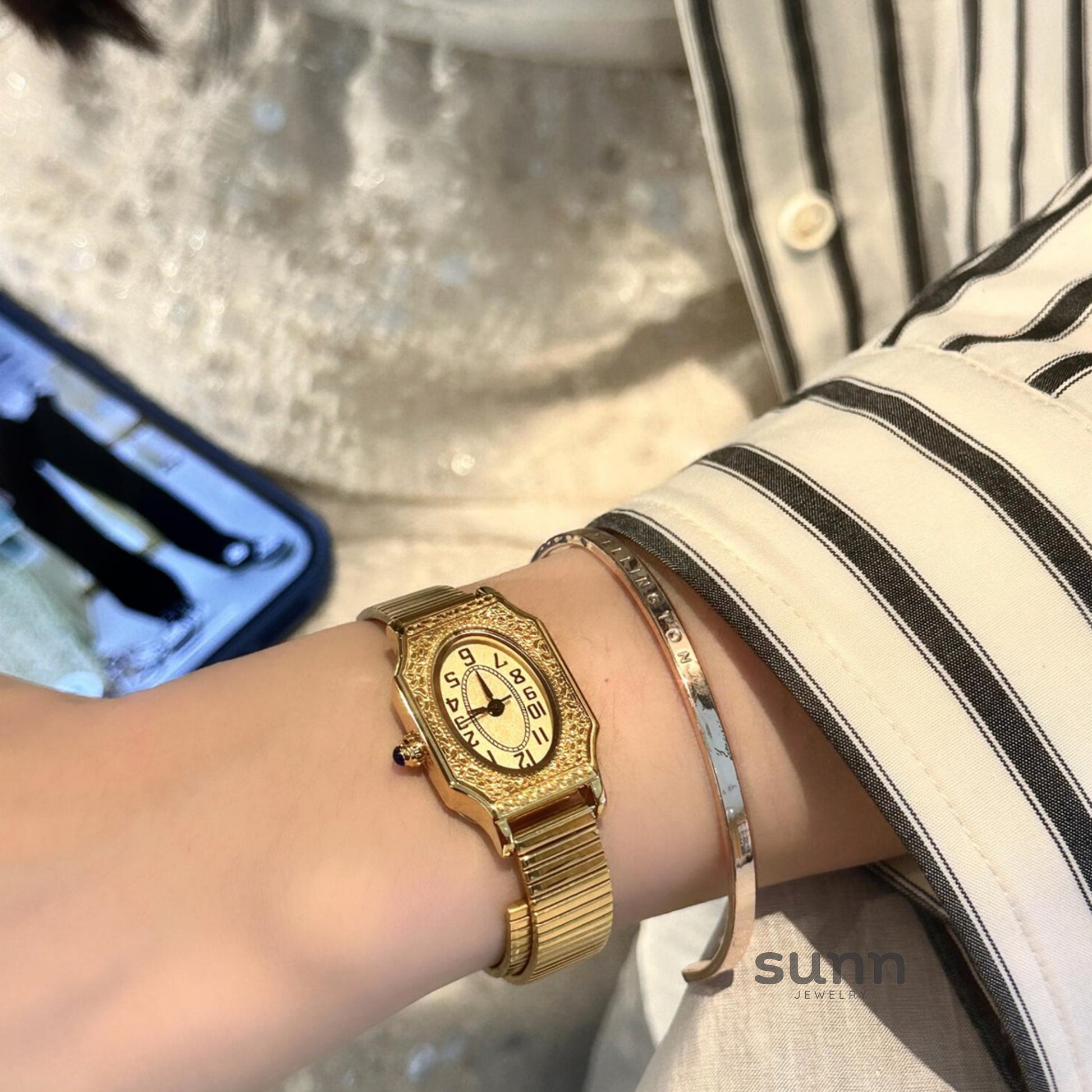 Dalila Retro Bracelet Watch [2W8UE7LA]
