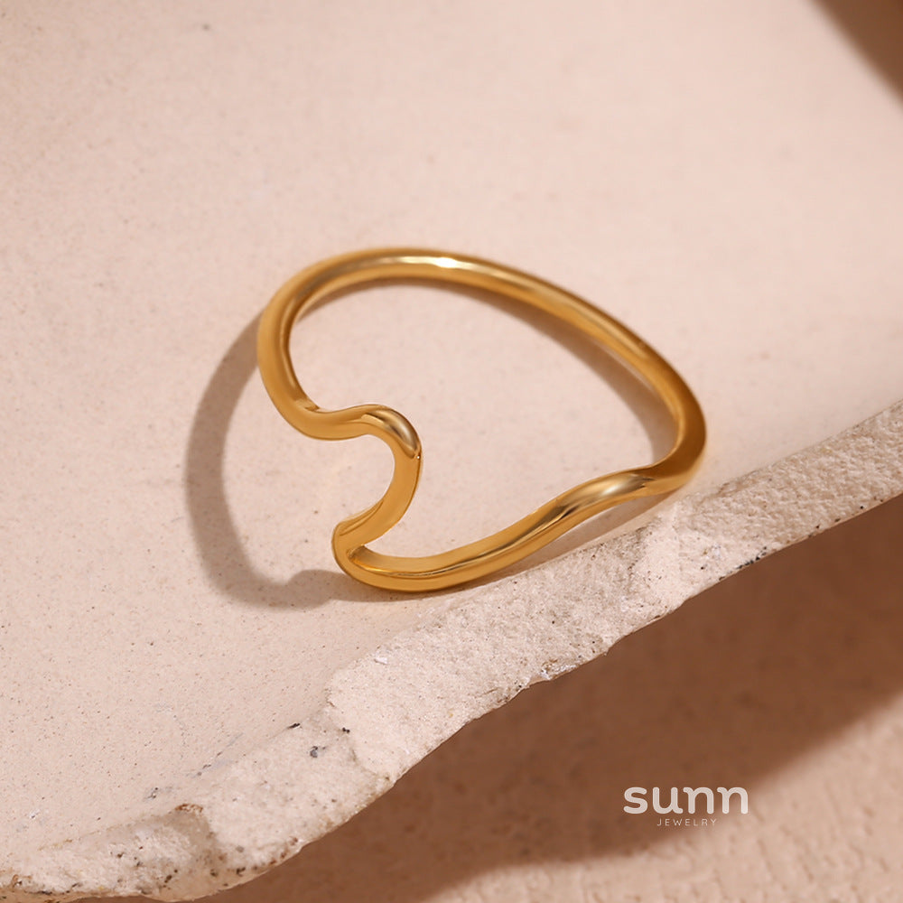 Dalyla Gold Wave Ring [APPK2UPN]