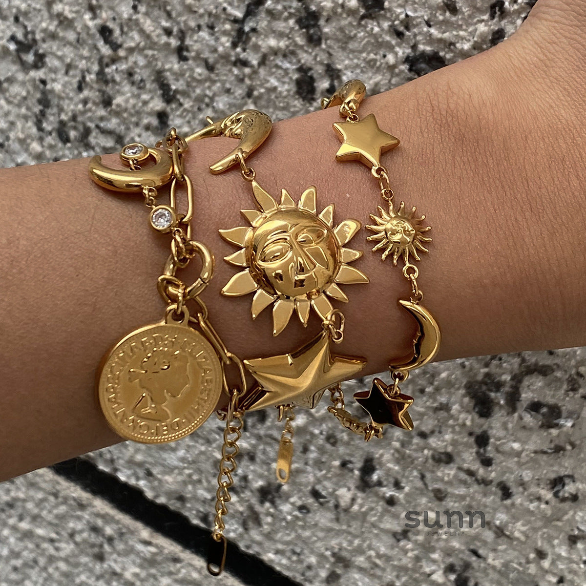Damari Celestial Star Bracelet [W4G6DMFU]