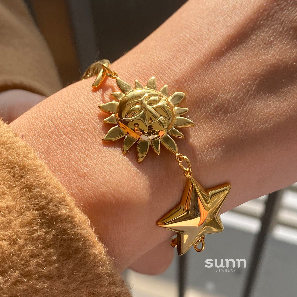 Damari Celestial Star Bracelet [DTWJLE27]