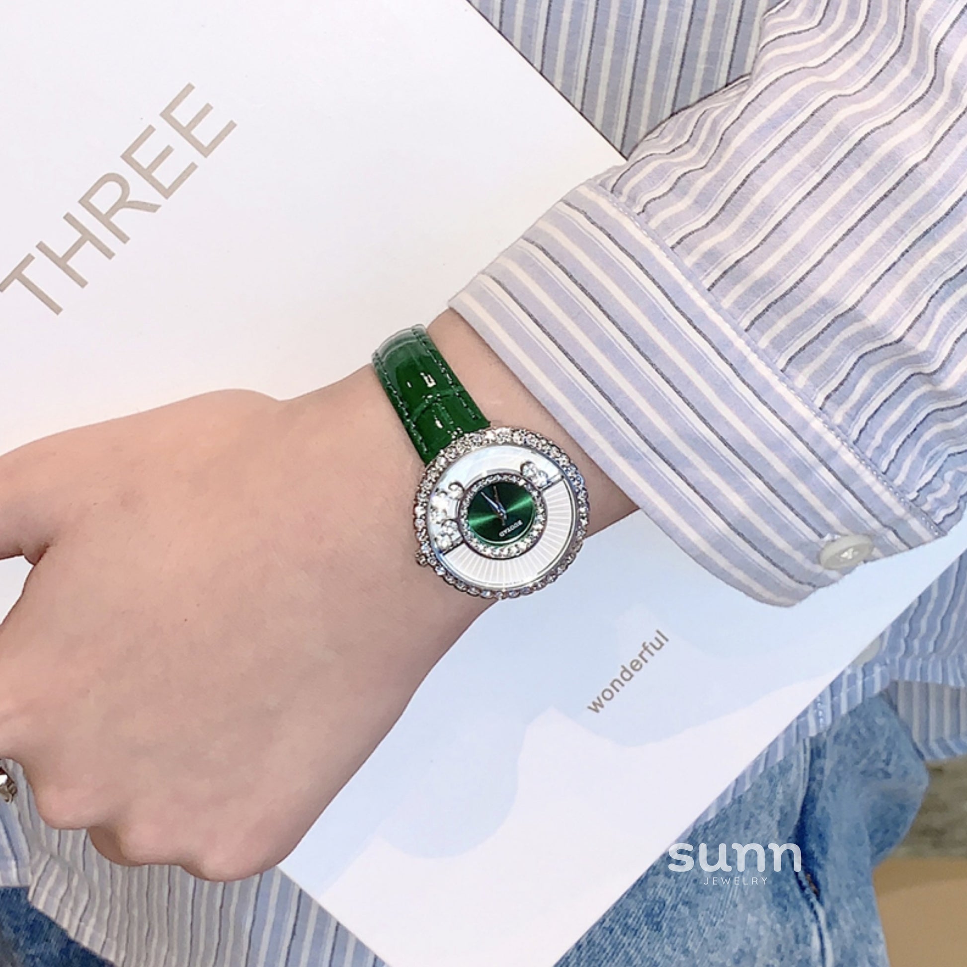 Damari Elegant Leather Watch [D0C7RBMX]