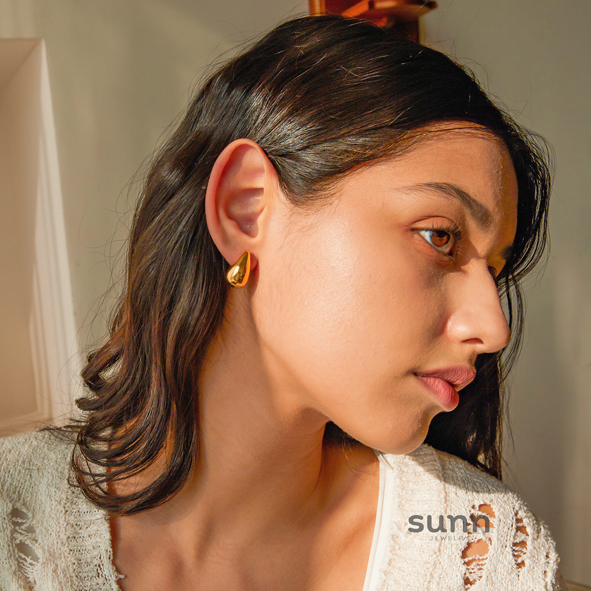 Damari Sculpted Waterdrop Earrings [4JYR3VP9]