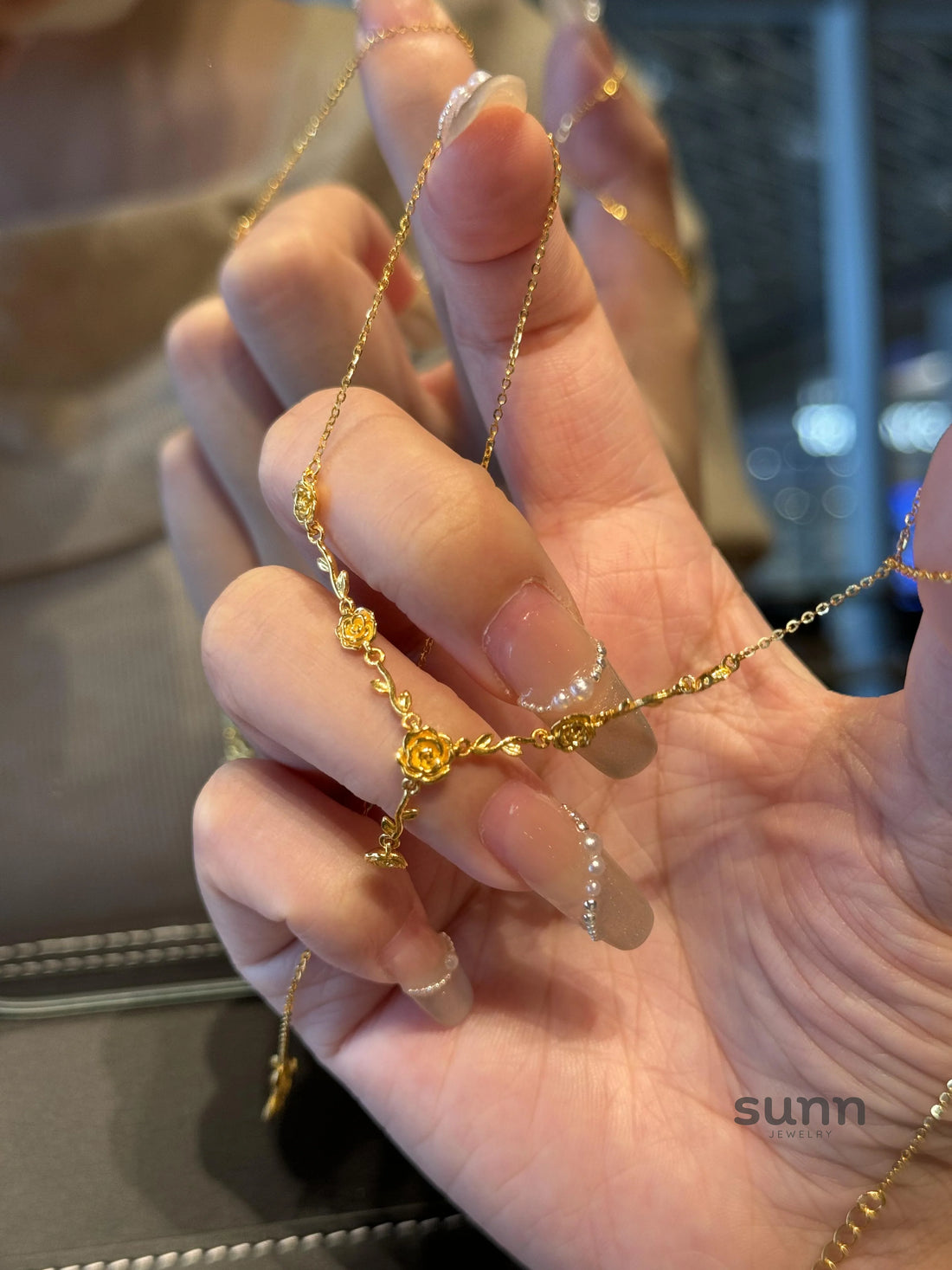 Damaris Golden Rose Dream Necklace