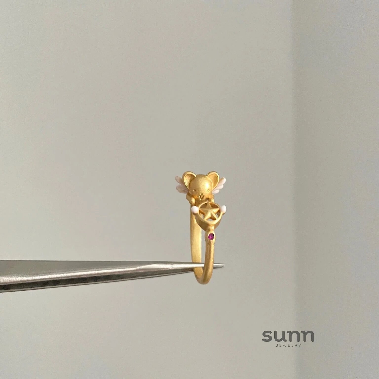 Damya Star-Studded Mouse Ring