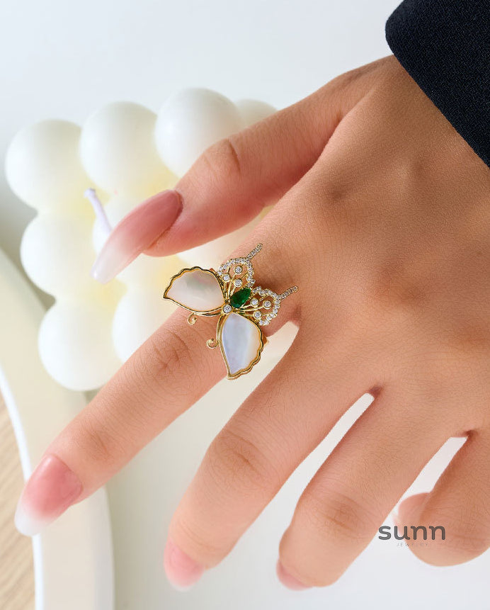 Dana Butterfly Shell Open Ring [GU0MW3OA]