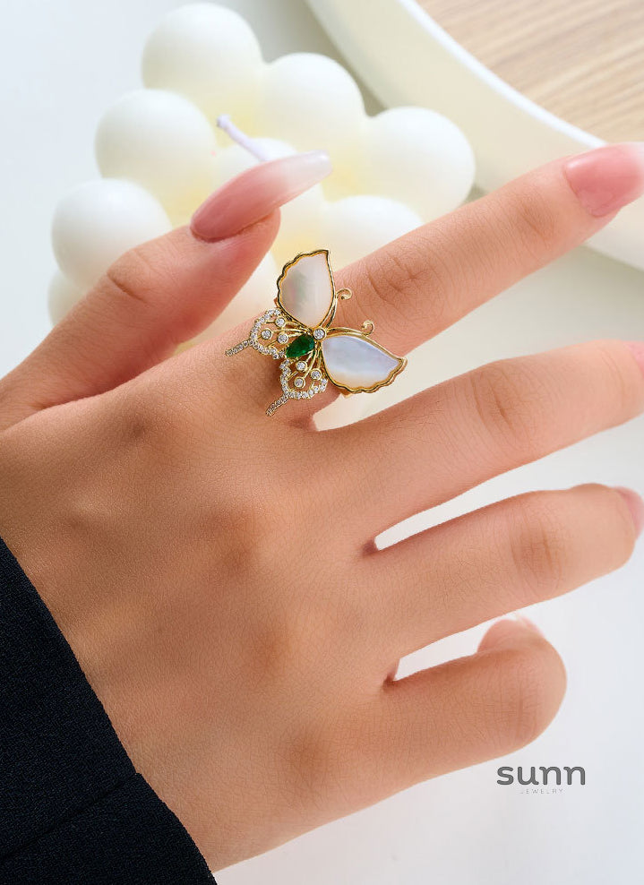 Dana Butterfly Shell Open Ring [1DBP75BM]