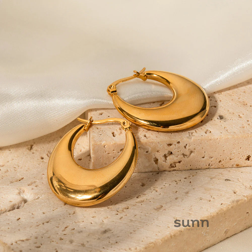 Dani Sculptural U-Hoop Earrings