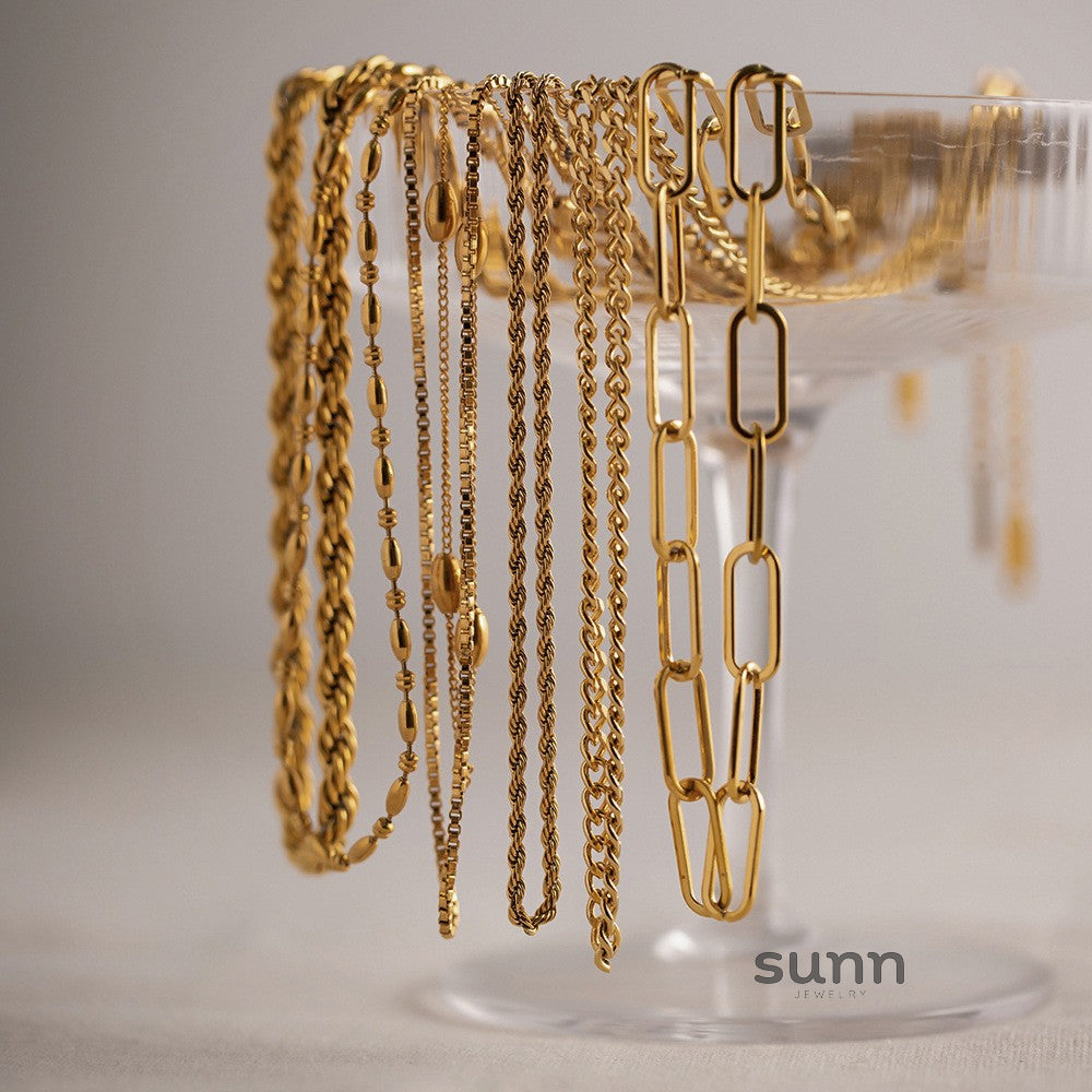 Dania Layered Sun Necklace [QD5FCZIO]