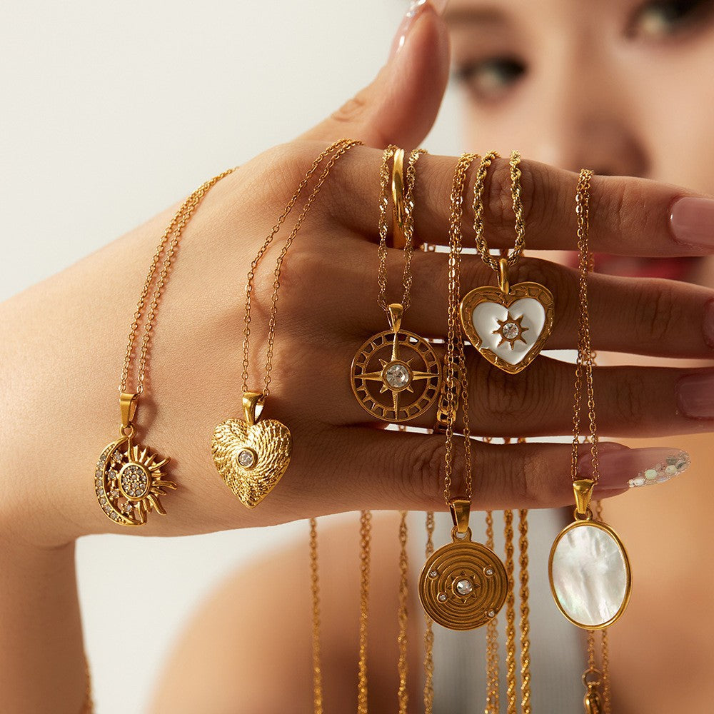 Dania Layered Sun Necklace [ZOH643NO]