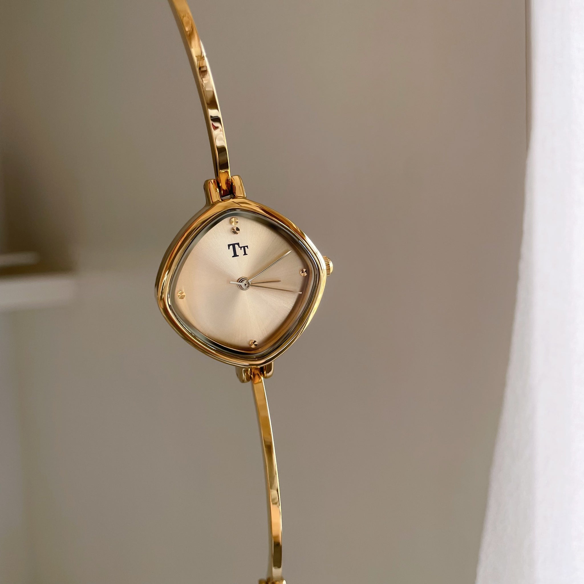 Daniela Elegant Bracelet Watch [KCGD7XFH]