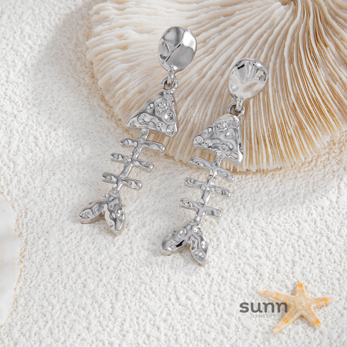 Danielle Ocean Pearl Dangle Earrings [O5KHNUWJ]