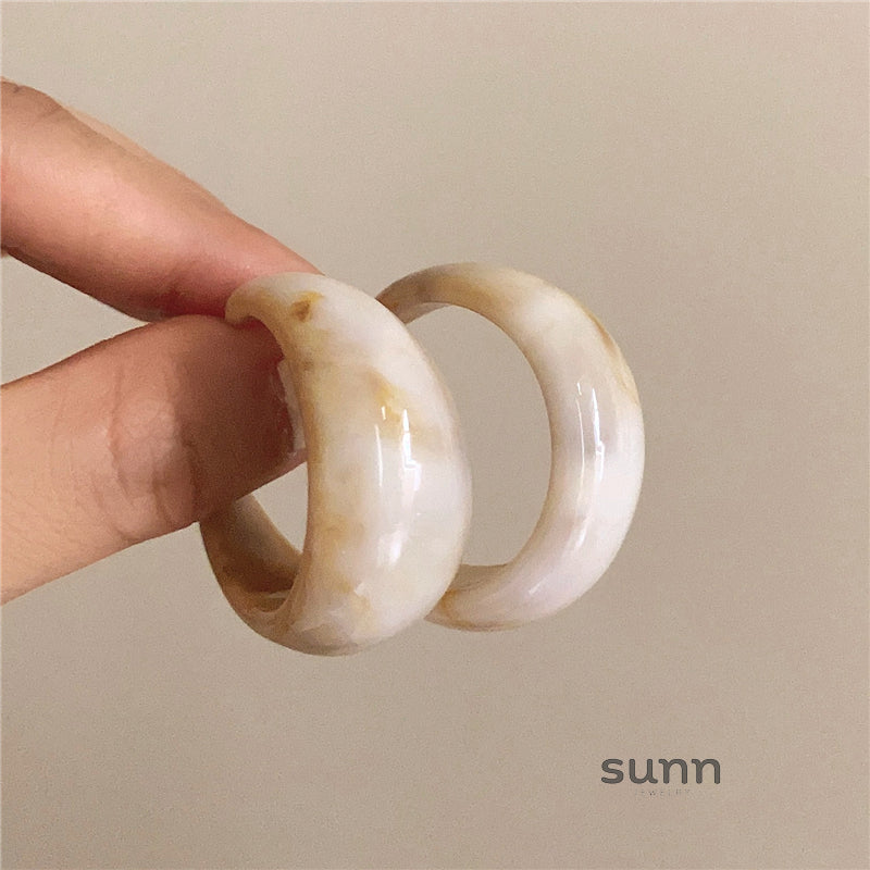 Danni Round Statement Earrings [RRLDTGBY]