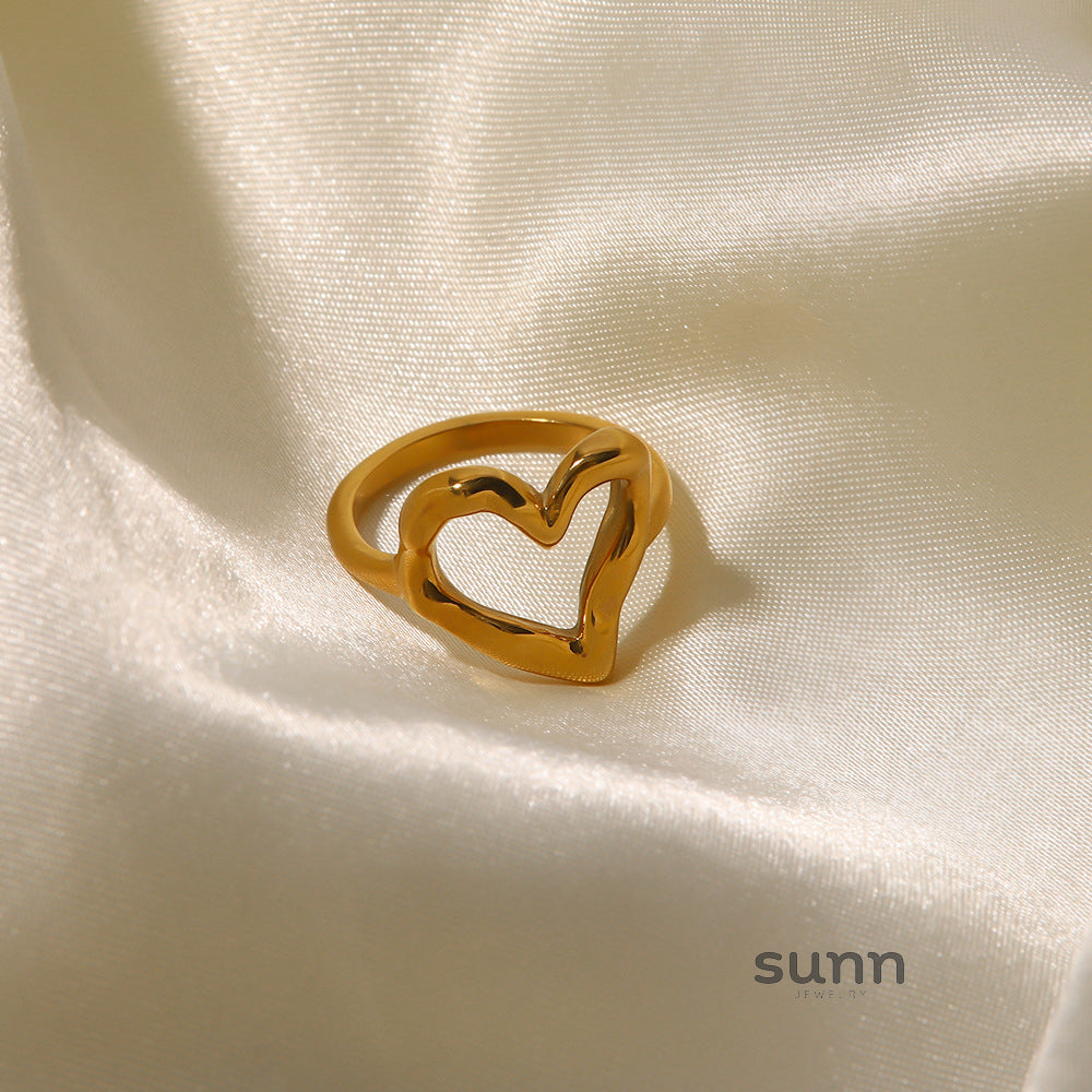 Dareen Hammered Heart Ring [XJXYN60B]
