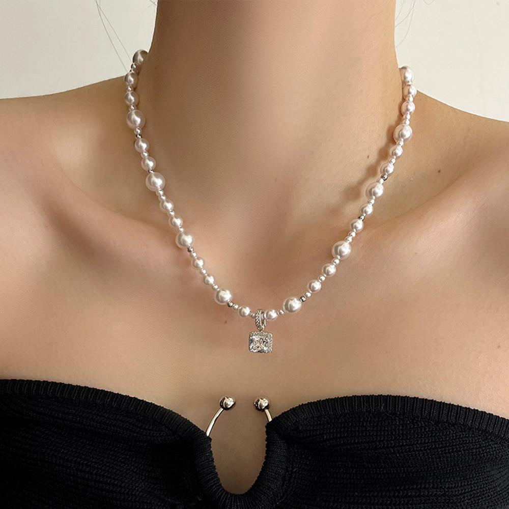 Dariana Sugar Cube Pearl Necklace [GZLNWFSD]