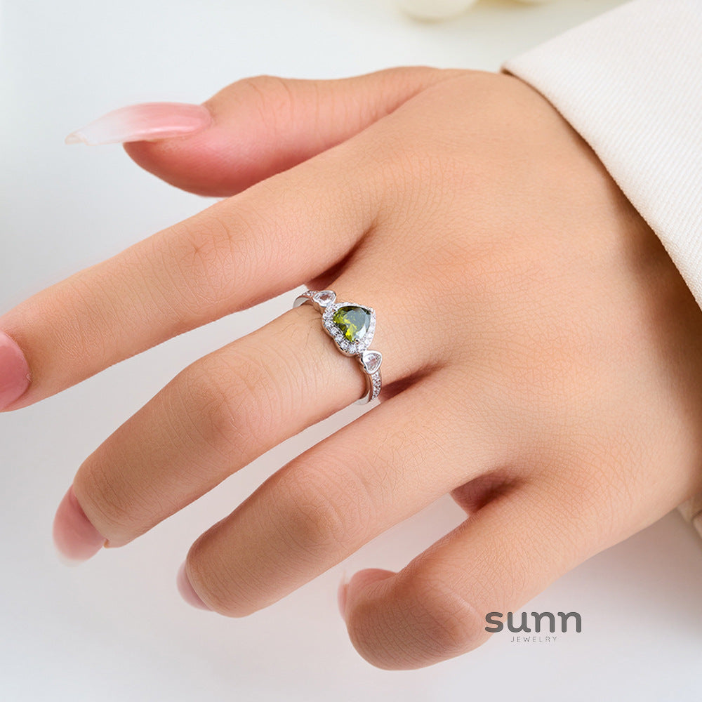 Dariela Olive Green Heart Ring [6FKS8G8F]