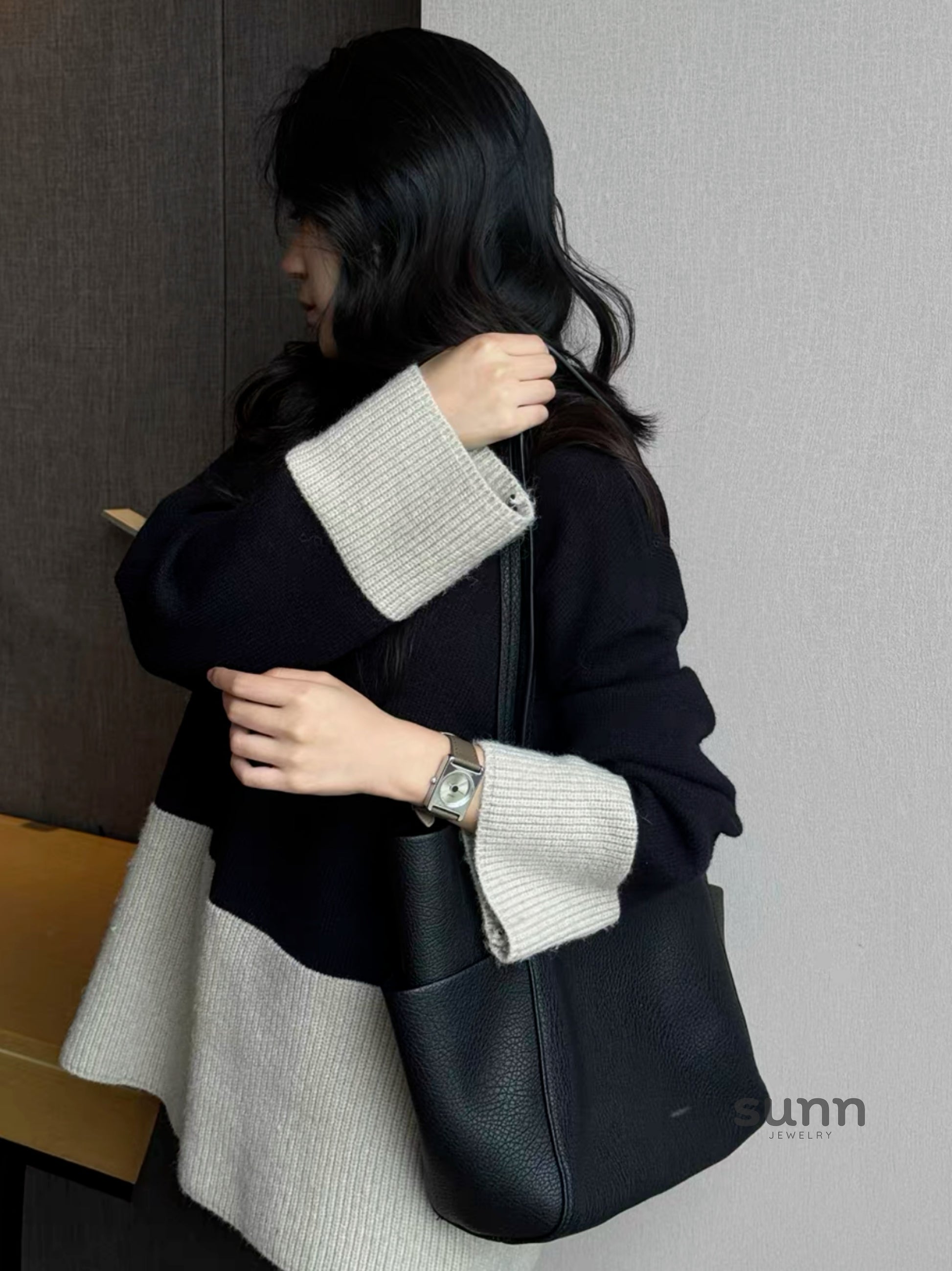 Dariyah Square Leather Watch [RECT50V3]
