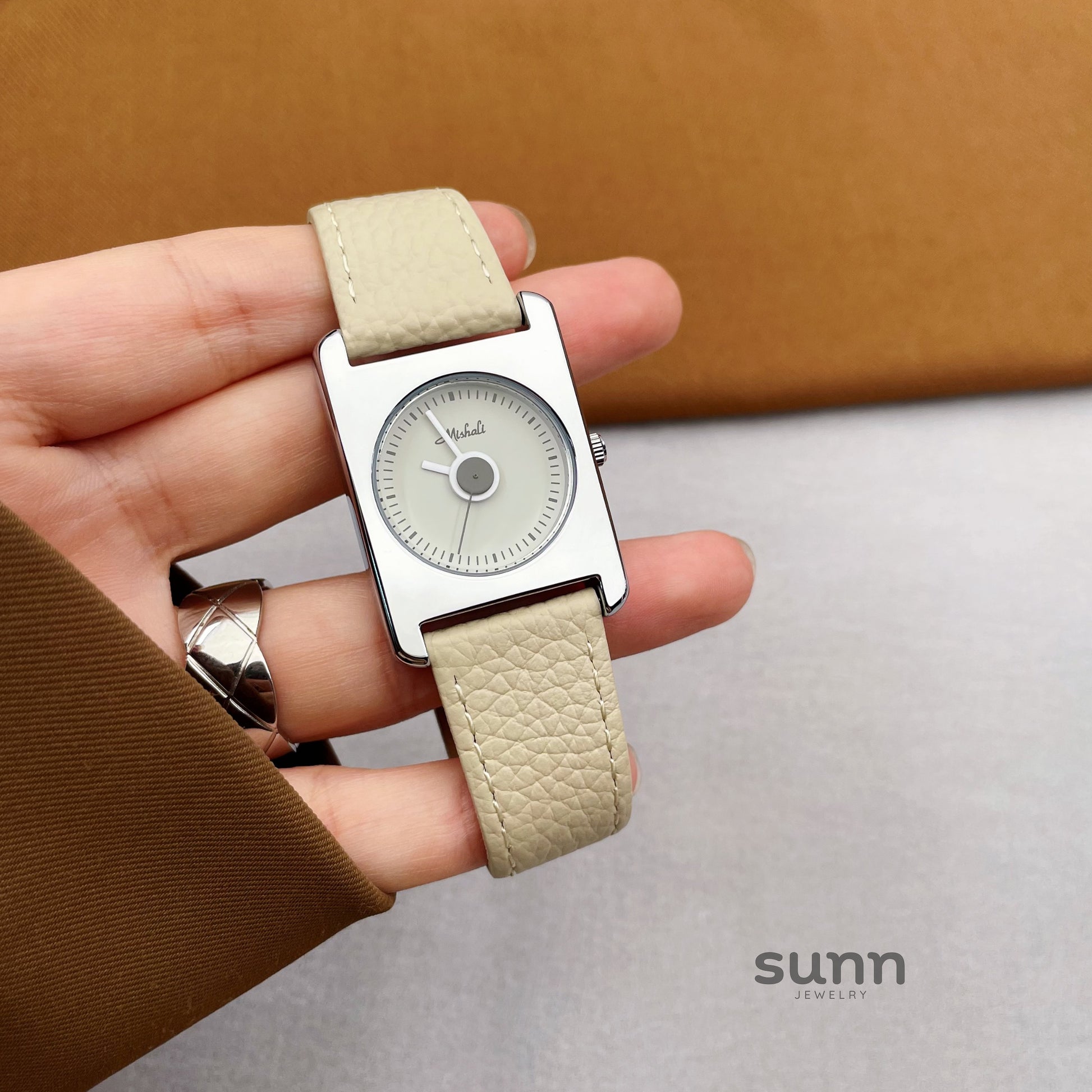 Dariyah Square Leather Watch [T1IQJLMO]