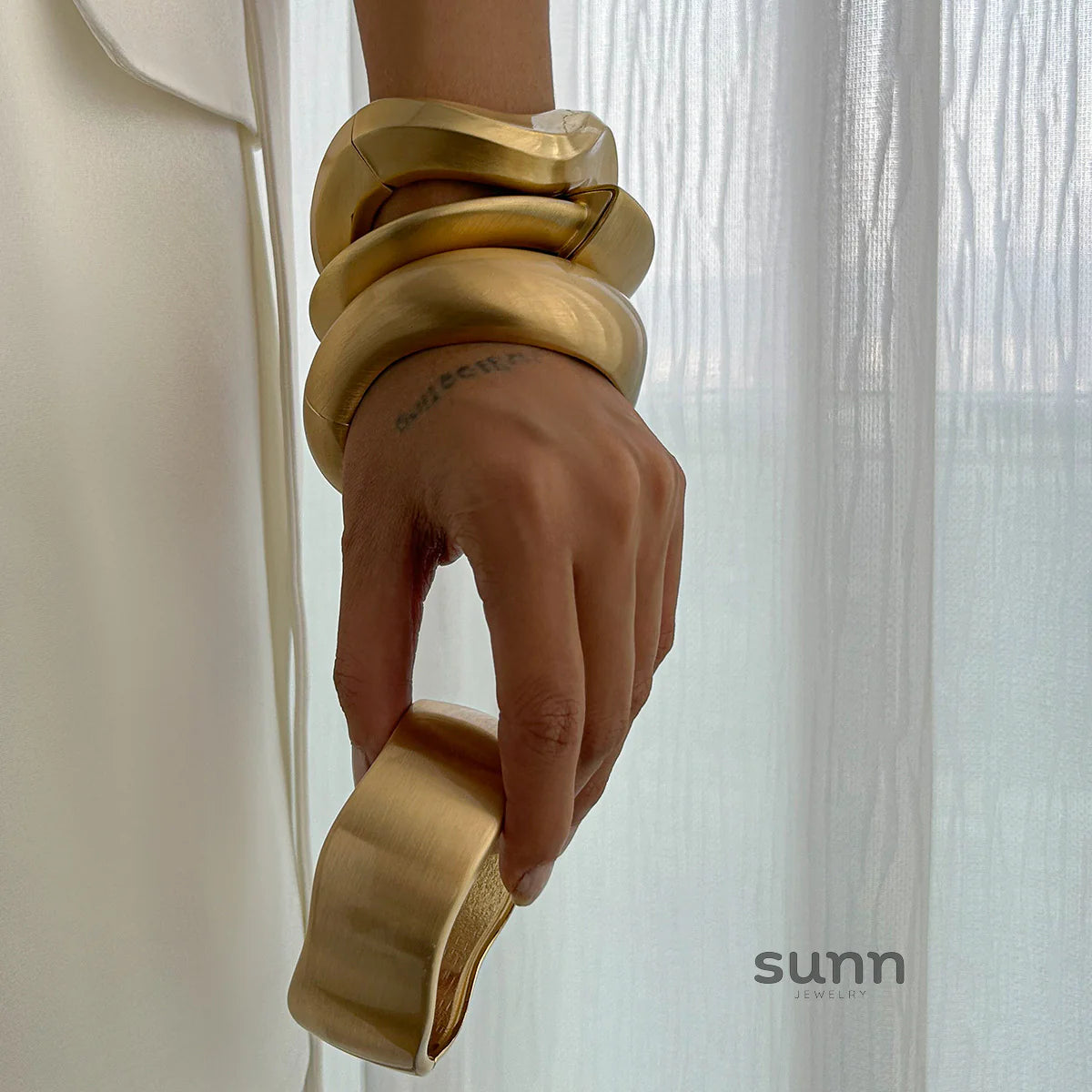 Darleen Irregular Gold Cuff Set